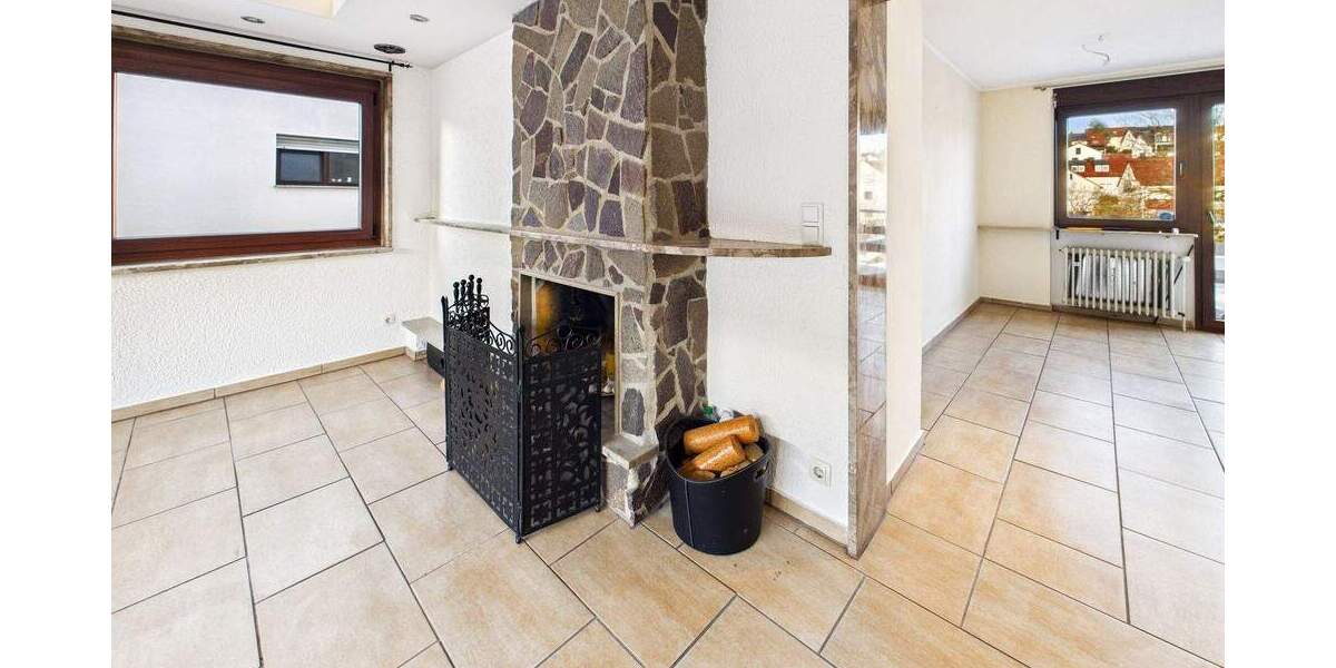 Etagenwohnung Winnenden - 4 Zimmer, 107 m&sup2;, 315.000&euro; | Angebot:25732396