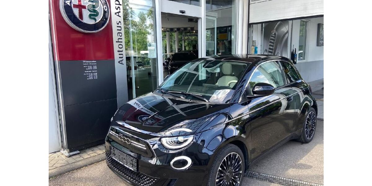 Fiat 500e 33.300 km 22.490 &euro; Asperg 71679