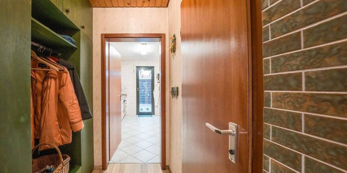 Bungalow Kernen im Remstal Rommelshausen - 4 Zimmer, 131 m&sup2;, 639.000&euro; | Angebot:26082533