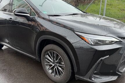 Lexus NX 350h 125.000 km 33.999 &euro; Ditzingen 71254