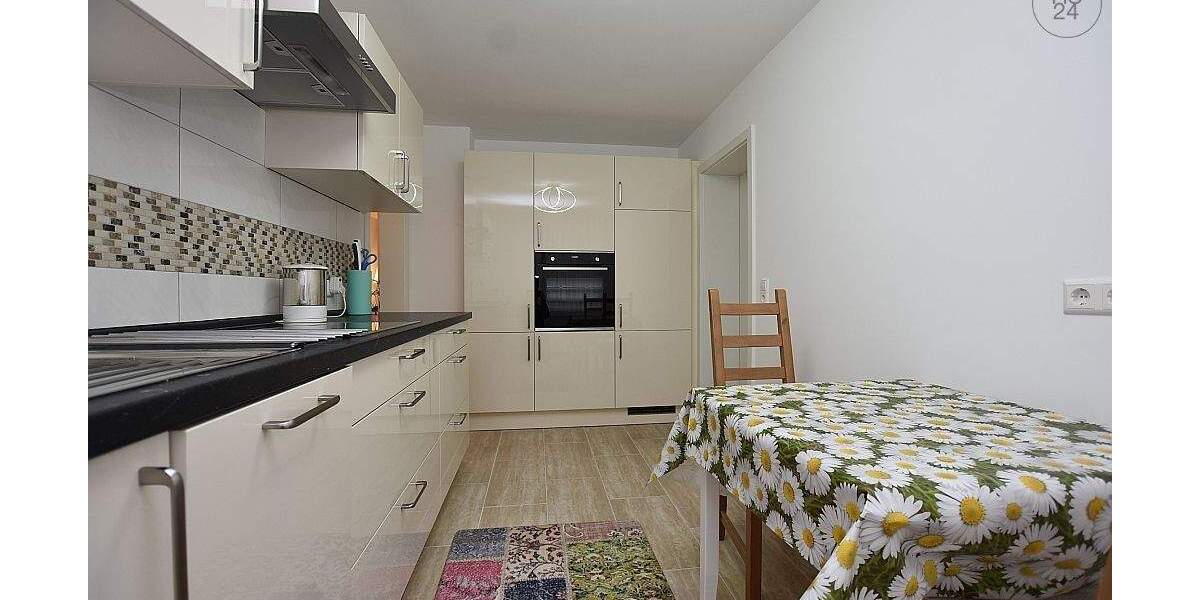 Etagenwohnung Backnang - 2 Zimmer, 60 m&sup2;, 1.150&euro; | Angebot:25742826
