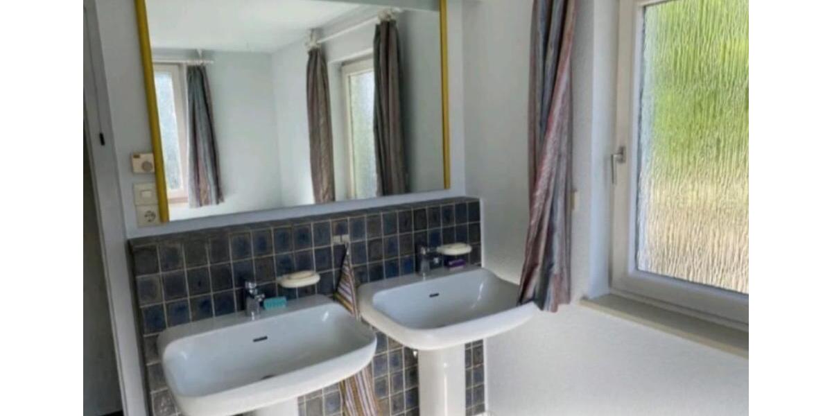 Doppelhaushälfte Backnang - 7 Zimmer, 175 m&sup2;, 349.000&euro; | Angebot:25292981