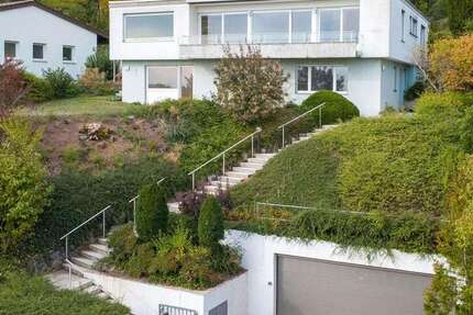 Haus Sindelfingen Sindelfingen (Stadt) - 7 Zimmer, 290 m&sup2;, 1.150.000&euro; | Angebot:27703850