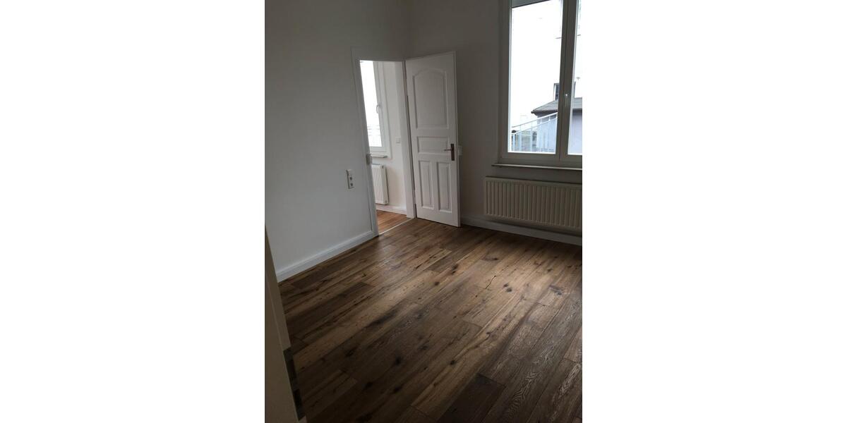 Etagenwohnung Ludwigsburg - 4.5 Zimmer, 120 m&sup2;, 699.000&euro; | Angebot:25995996
