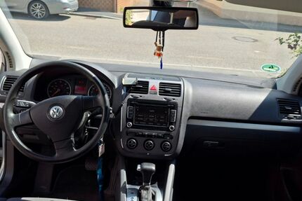 VW Golf 216.000 km 4.500 &euro; Kirchberg an der Murr 71737