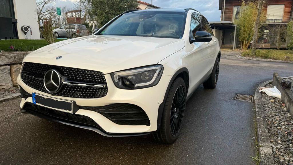Mercedes-Benz GLC 300 99.900 km 39.890 &euro; Schlaitdorf 72667
