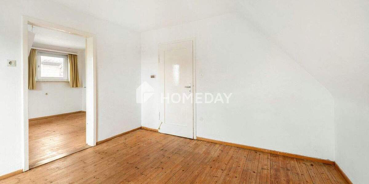 Mehrfamilienhaus, Wohnhaus Eberdingen Hochdorf - 7 Zimmer, 138 m&sup2;, 435.000&euro; | Angebot:25737584