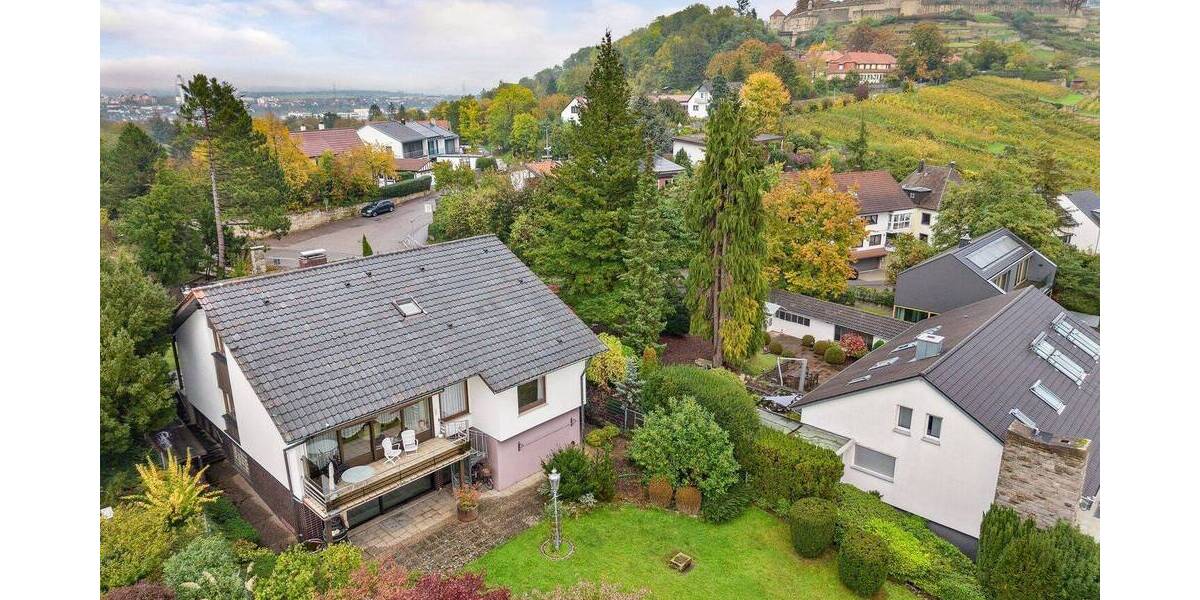 Einfamilienhaus Asperg - 9 Zimmer, 349 m&sup2;, 1.470.000&euro; | Angebot:25802152