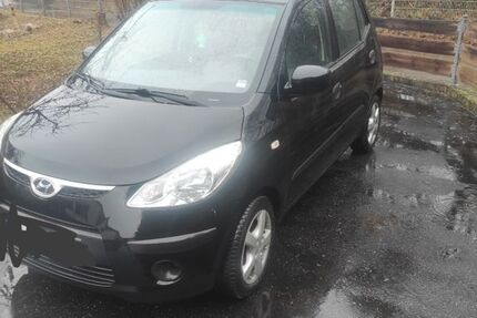 Hyundai i10 107.000 km 2.650 &euro; Bietigheim-Bissingen 74321