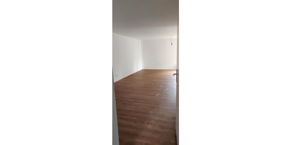 Erdgeschoßwohnung Esslingen am Neckar Oberesslingen - 2 Zimmer, 61 m&sup2;, 618&euro; | Angebot:26006807