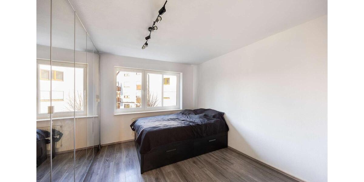 Etagenwohnung Sachsenheim - 2.5 Zimmer, 62 m&sup2;, 770&euro; | Angebot:25923414