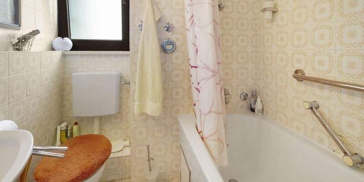 Etagenwohnung Stuttgart / Untertürkheim Untertürkheim - 3 Zimmer, 73 m&sup2;, 275.000&euro; | Angebot:25746017