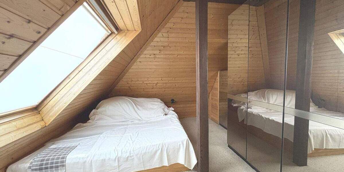 Mehrfamilienhaus, Wohnhaus Stuttgart Kaltental - 8 Zimmer, 200 m&sup2;, 798.000&euro; | Angebot:25662283