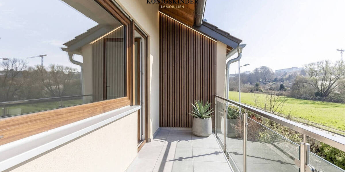 Reihenmittelhaus Stuttgart Zazenhausen - 6 Zimmer, 150 m&sup2;, 499.000&euro; | Angebot:25984386