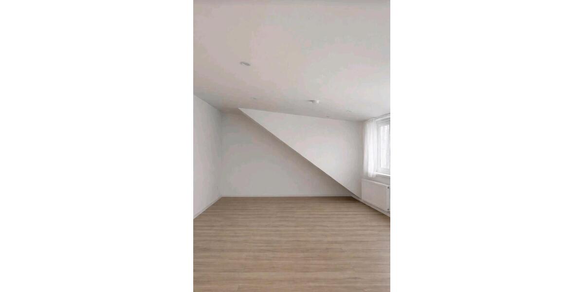 Dachgeschoßwohnung Talheim - 1 Zimmer, 650&euro; | Angebot:27619760