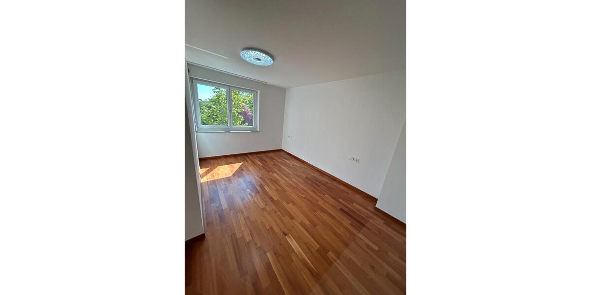 Etagenwohnung Kornwestheim - 3 Zimmer, 75 m&sup2;, 349.000&euro; | Angebot:26688081