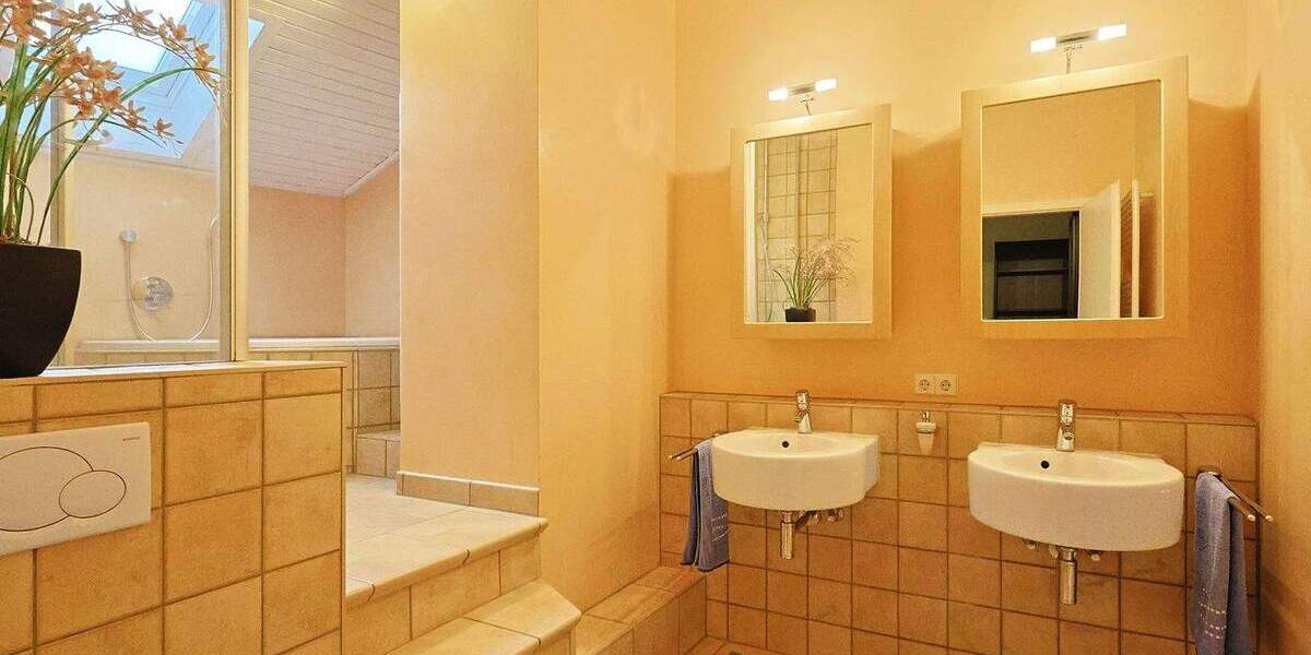 Reihenmittelhaus Leinfelden-Echterdingen-Stetten Stetten - 5 Zimmer, 165 m&sup2;, 649.000&euro; | Angebot:25682115