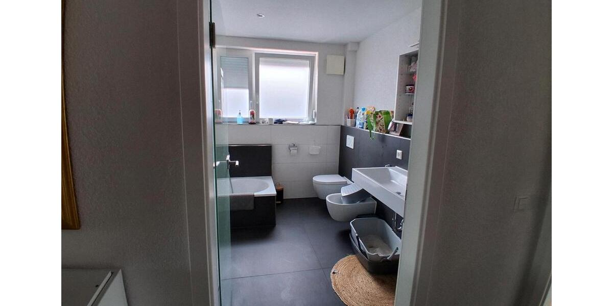 Einfamilienhaus Waiblingen - 7 Zimmer, 169 m&sup2;, 2.860&euro; | Angebot:25710221