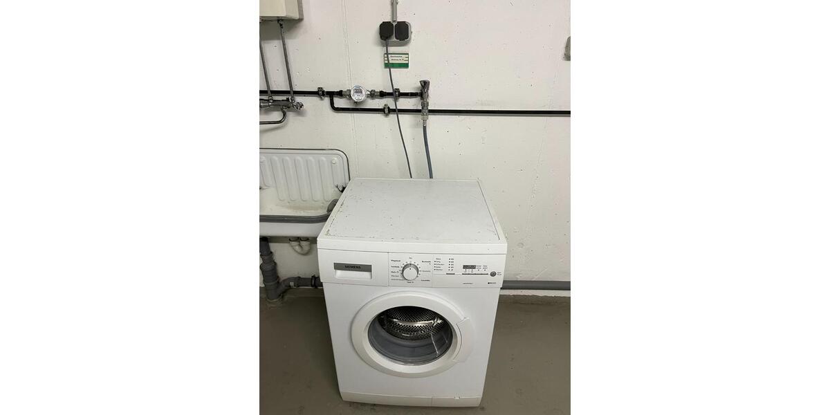 Etagenwohnung Leonberg - 2 Zimmer, 80 m&sup2;, 870&euro; | Angebot:24695375