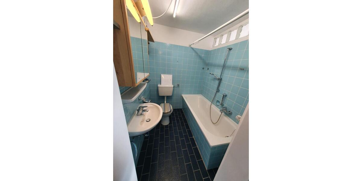 Dachgeschoßwohnung Stuttgart Sillenbuch - 5.5 Zimmer, 116 m&sup2;, 1.450&euro; | Angebot:26495344