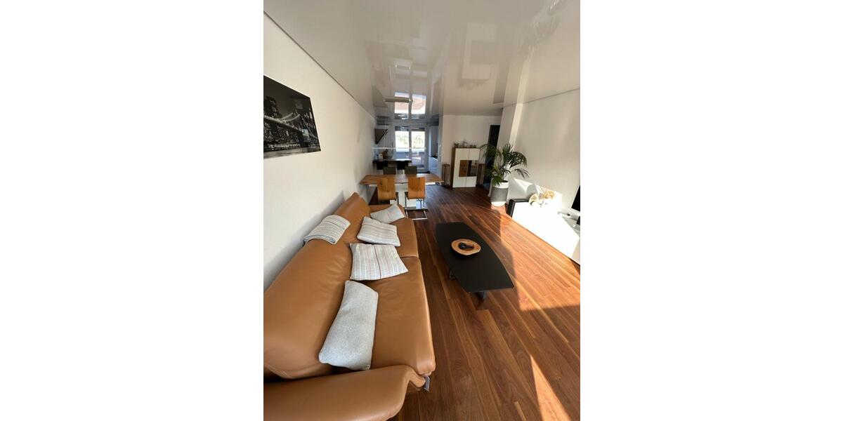 Einfamilienhaus Stuttgart Luginsland - 3 Zimmer, 83 m&sup2;, 1.700&euro; | Angebot:24804731