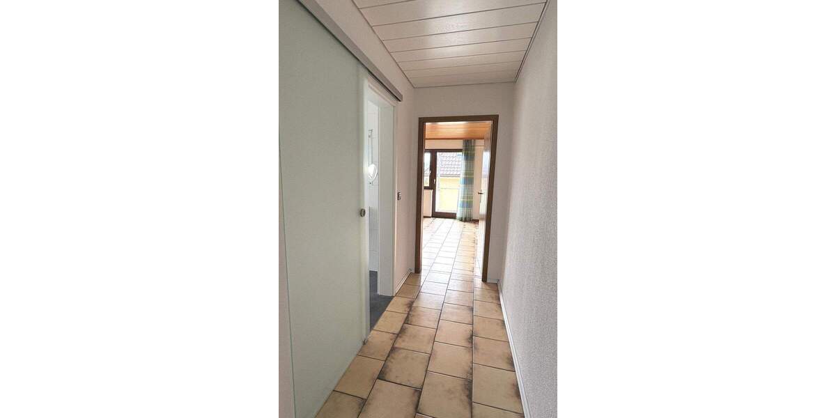 Etagenwohnung Stuttgart Zuffenhausen - 4 Zimmer, 98 m&sup2;, 450.000&euro; | Angebot:25662729