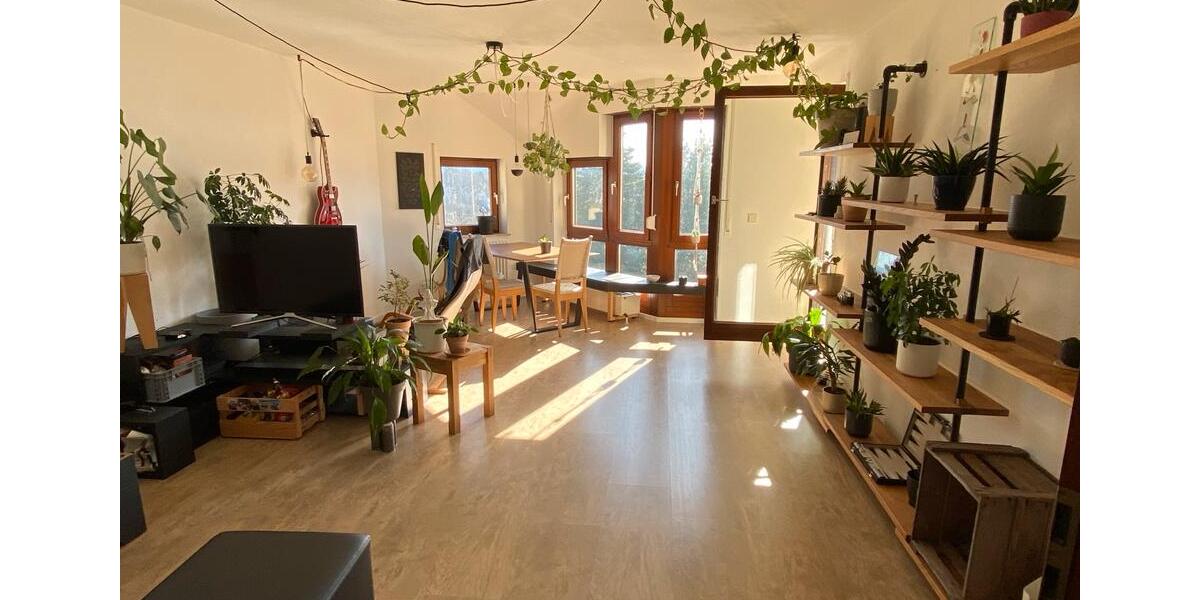 Etagenwohnung Backnang - 3 Zimmer, 89 m&sup2;, 570&euro; | Angebot:25930066