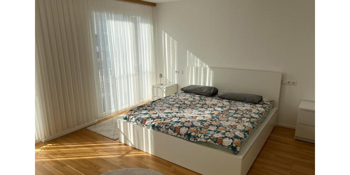 Etagenwohnung Esslingen am Neckar Brühl - 5 Zimmer, 127 m&sup2;, 2.500&euro; | Angebot:25292623