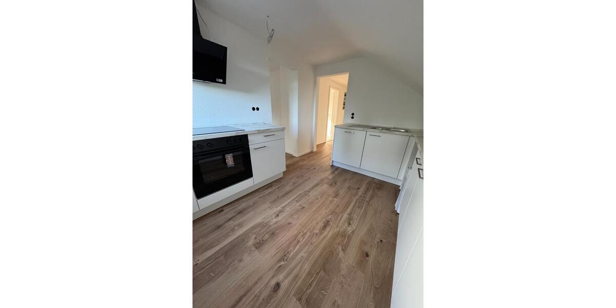 Dachgeschoßwohnung Backnang - 2 Zimmer, 55 m&sup2;, 950&euro; | Angebot:25811355