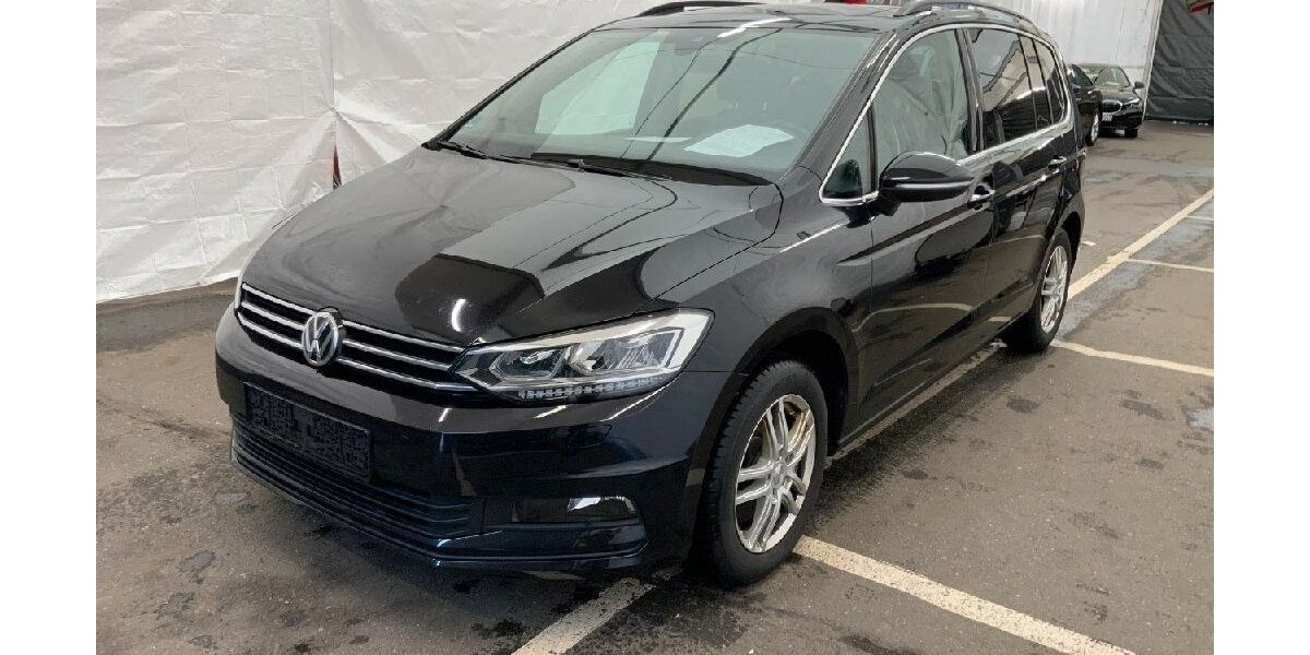 VW Touran 148.239 km 19.990 &euro; Weinstadt 71384