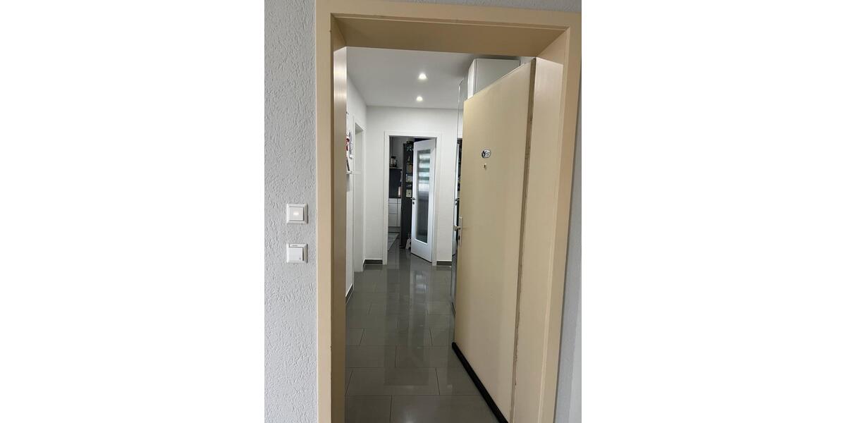 Etagenwohnung Leonberg - 3 Zimmer, 76 m&sup2;, 294.500&euro; | Angebot:25851544