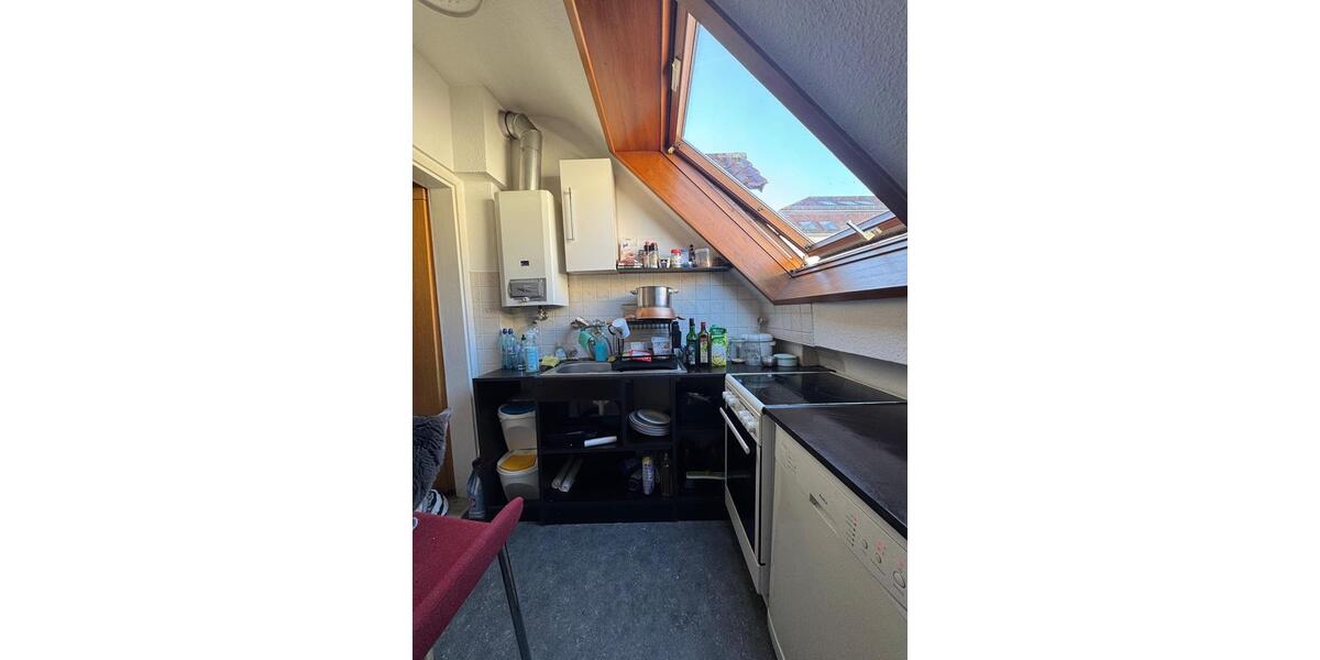 Dachgeschoßwohnung Stuttgart Stuttgart-Süd - 3.5 Zimmer, 75 m&sup2;, 1.090&euro; | Angebot:25896088