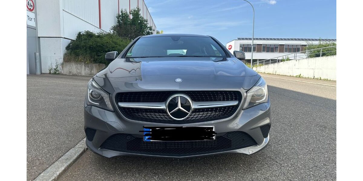 Mercedes-Benz CLA 200 Shooting Brake 110.000 km 16.000 &euro; Schönaich 71101