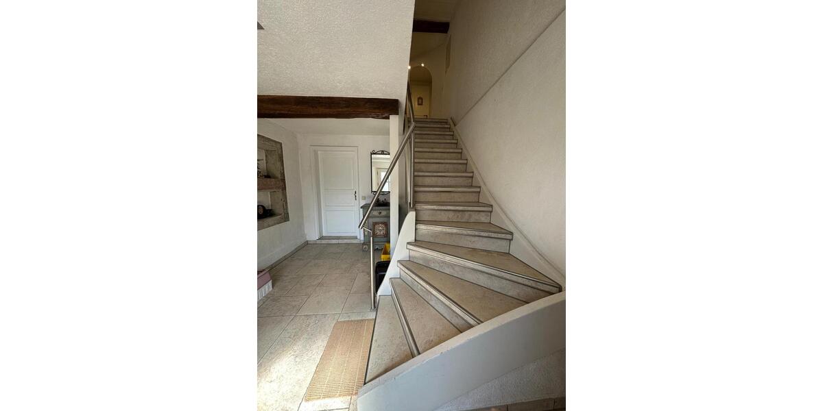 Einfamilienhaus Backnang - 3 Zimmer, 100 m&sup2;, 1.600&euro; | Angebot:26603228