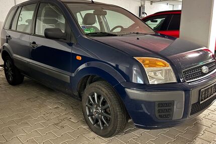 Ford Fusion 125.000 km 2.790 &euro; Stuttgart 70567
