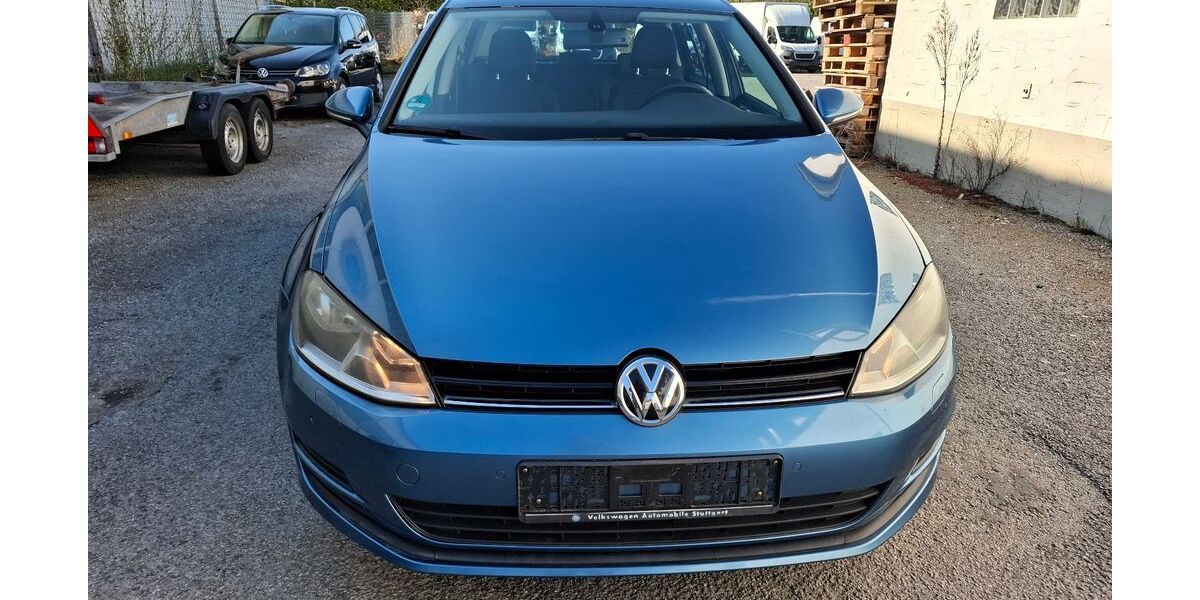 VW Golf 21.800 km 11.990 &euro; Kernen i. r 71394