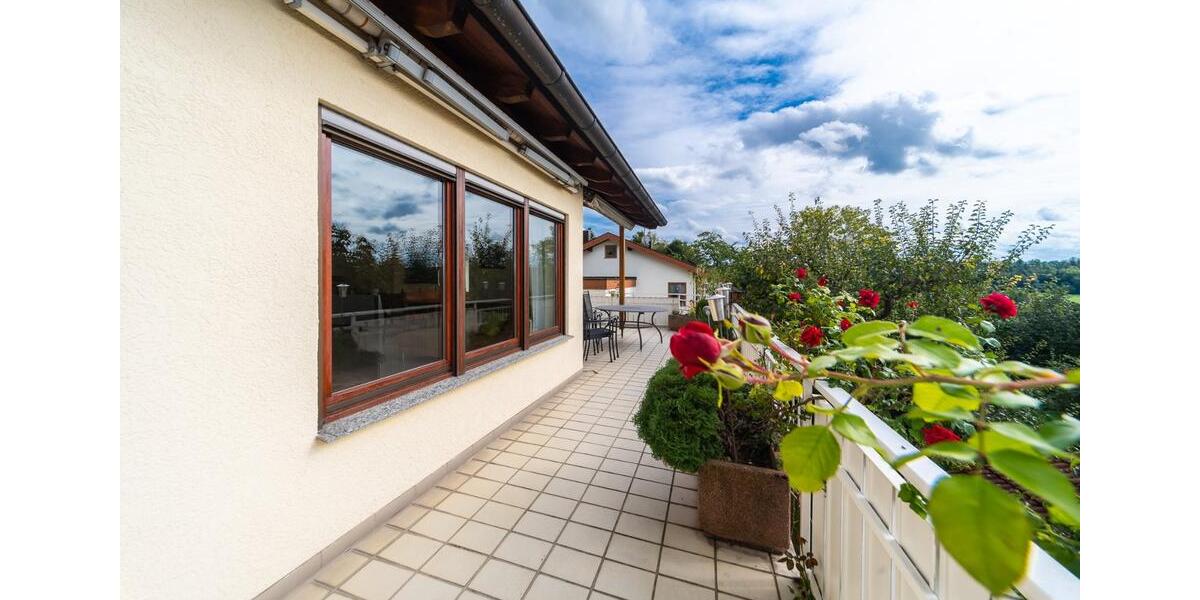 Terrassenwohnung Neckarwestheim - 4 Zimmer, 123 m&sup2;, 1.700&euro; | Angebot:25174552