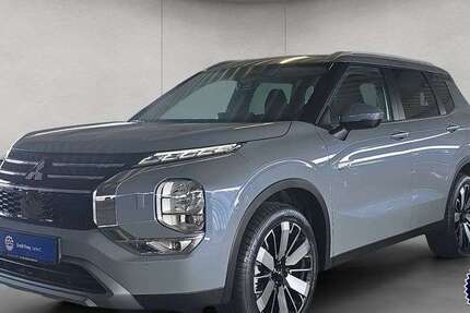 Mitsubishi Outlander 1.468 km 49.990 &euro; Stuttgart 70190