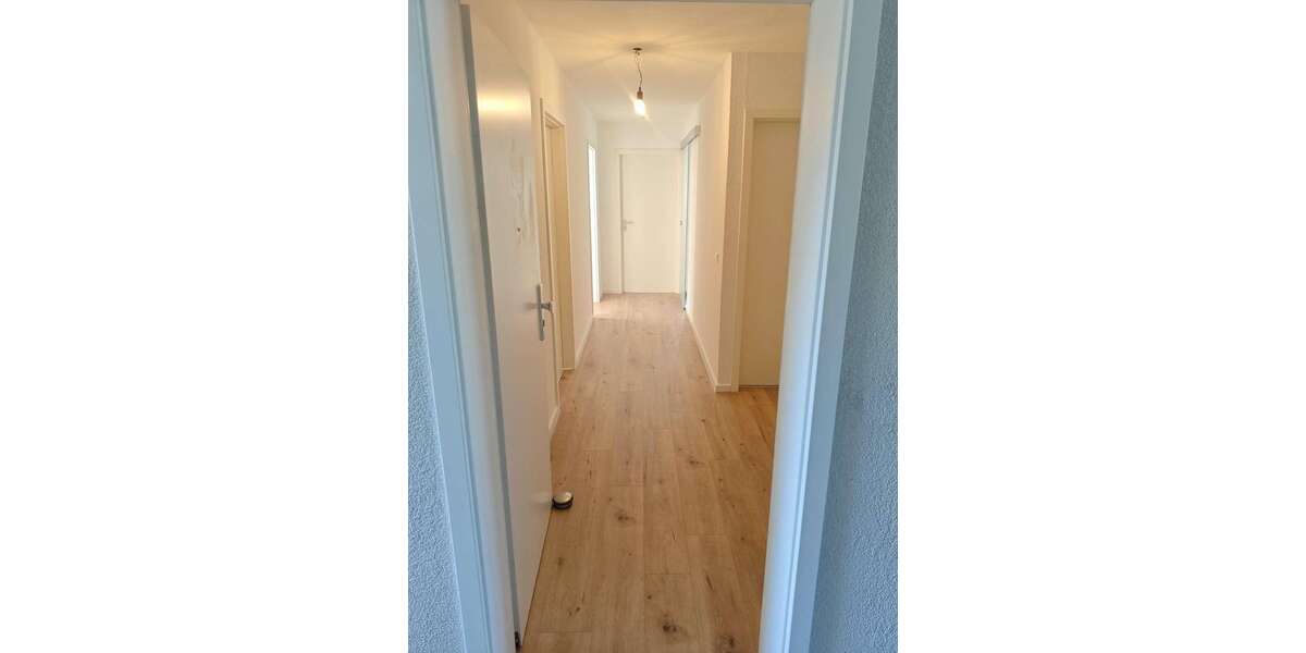 Etagenwohnung Böblingen Böblingen (Stadt) - 3.5 Zimmer, 77 m&sup2;, 320.000&euro; | Angebot:25625487