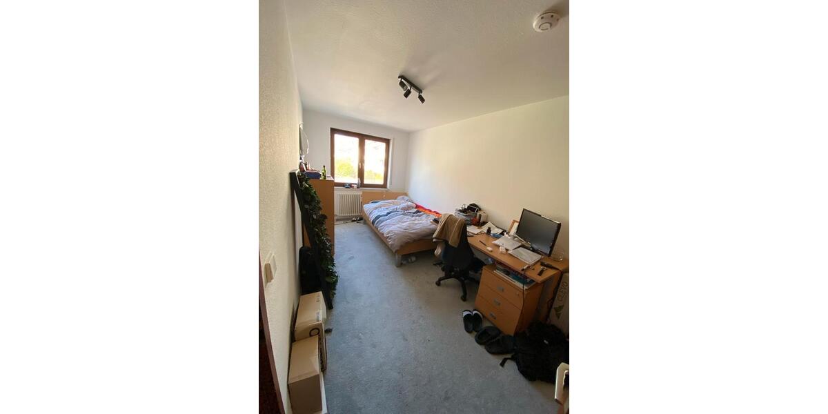 Etagenwohnung Backnang - 3 Zimmer, 89 m&sup2;, 570&euro; | Angebot:25930066