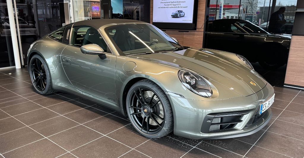 Porsche 992 2.269 km 187.500 &euro; Frickenhausen 72636