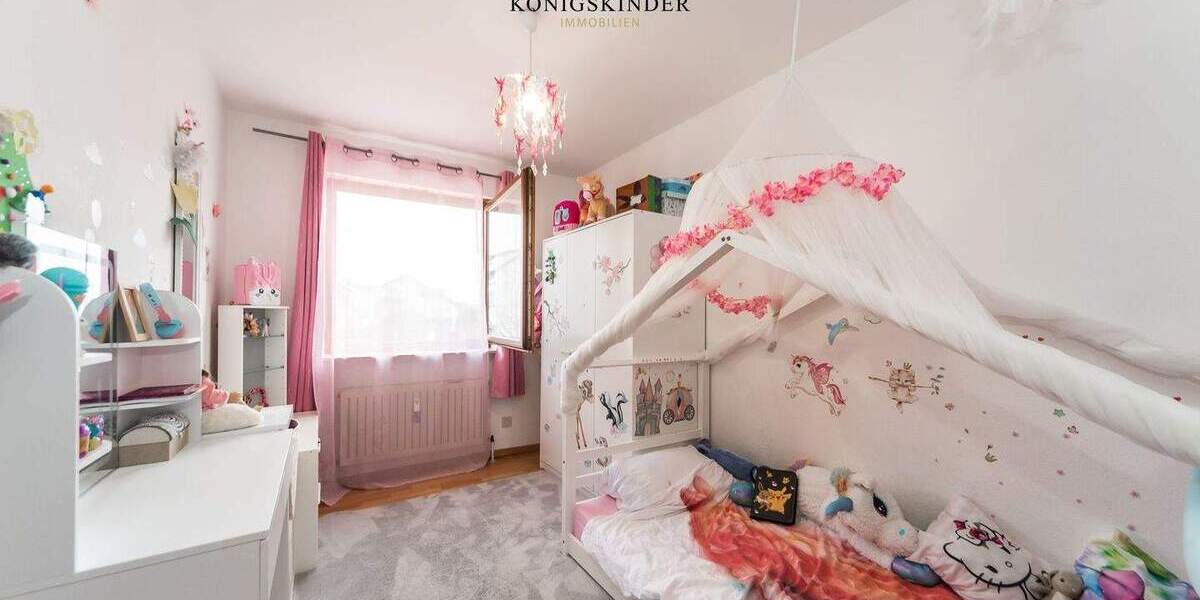 Etagenwohnung Freiberg am Neckar Heutingsheim - 4 Zimmer, 104 m&sup2;, 397.000&euro; | Angebot:25669351