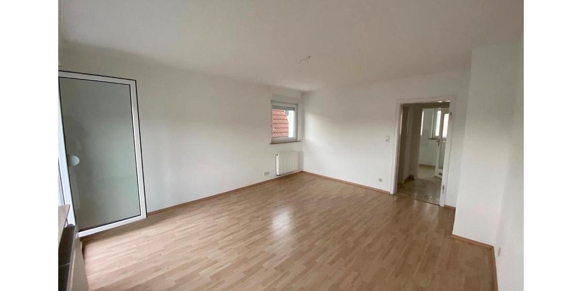 Etagenwohnung Esslingen am Neckar Brühl - 3 Zimmer, 64 m&sup2;, 1.100&euro; | Angebot:25953949