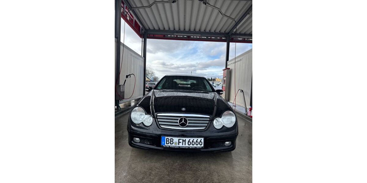 Mercedes-Benz C 180 68.000 km 4.500 &euro; Böblingen 71034