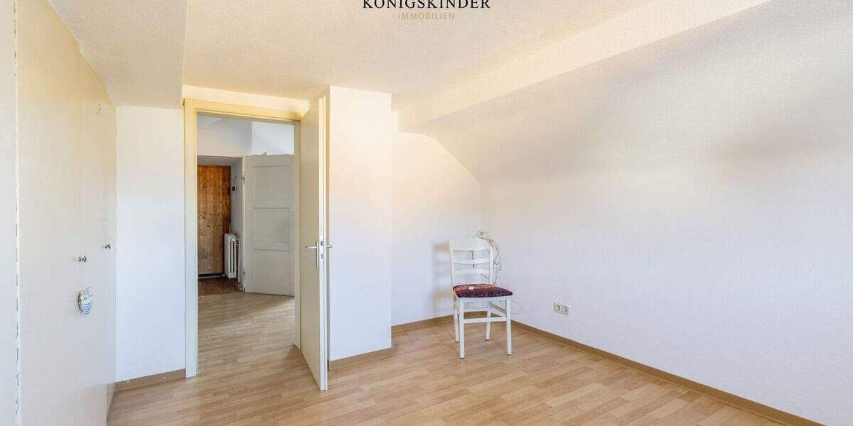 Doppelhaushälfte Schorndorf - 6 Zimmer, 132 m&sup2;, 475.000&euro; | Angebot:25732864