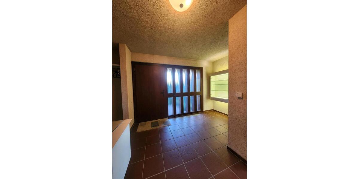 Einfamilienhaus Leonberg - 6.5 Zimmer, 187 m&sup2;, 960.000&euro; | Angebot:26074028