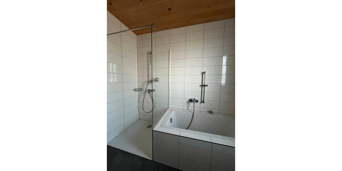 Erdgeschoßwohnung Kornwestheim - 4 Zimmer, 95 m&sup2;, 1.381&euro; | Angebot:24755000
