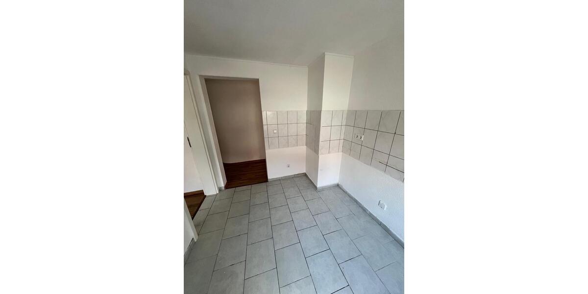 Erdgeschoßwohnung Uhingen - 3 Zimmer, 70 m&sup2;, 850&euro; | Angebot:24618223