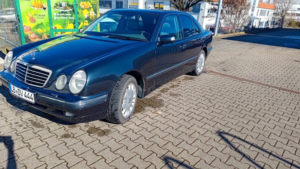 Mercedes-Benz E 430 232.000 km 11.000 &euro; Tamm 71732