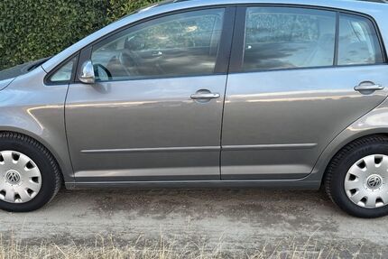 VW Golf Plus 121.741 km 6.200 &euro; Schwieberdingen 71701